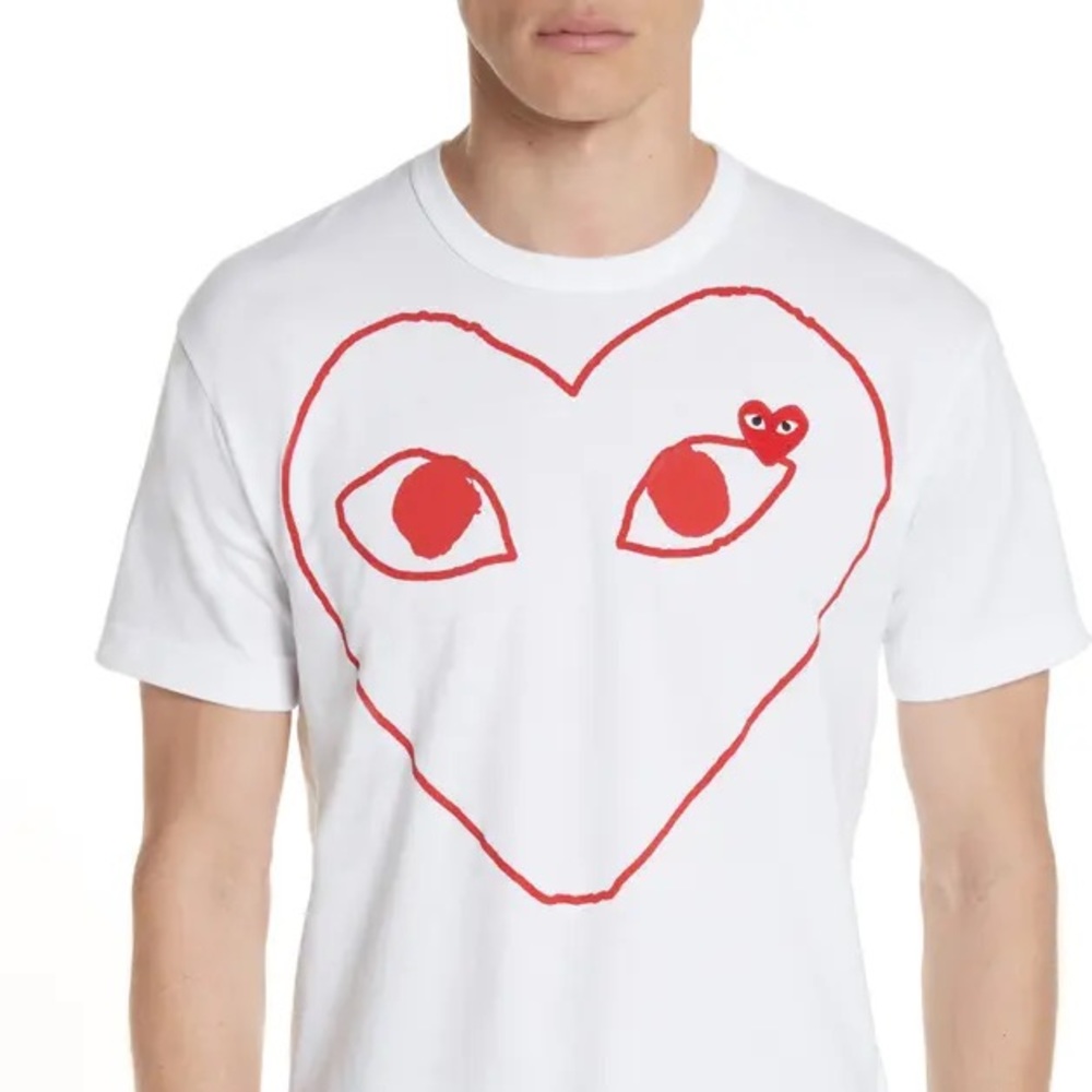 Outline Heart Graphic Tee
COMME DES GARÇONS PLAY